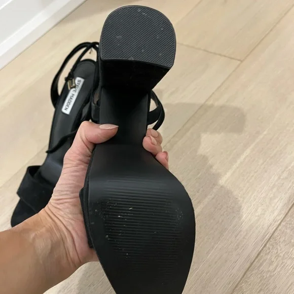 Platform Heels - Picture 2 of 4